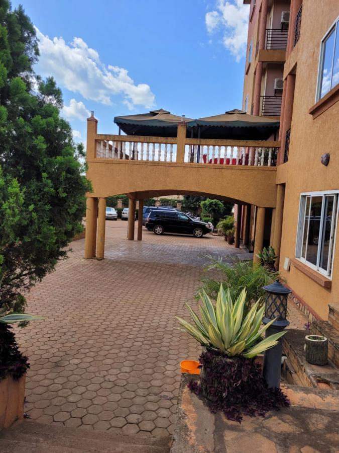 Glory Summit Hotel Hoima Esterno foto