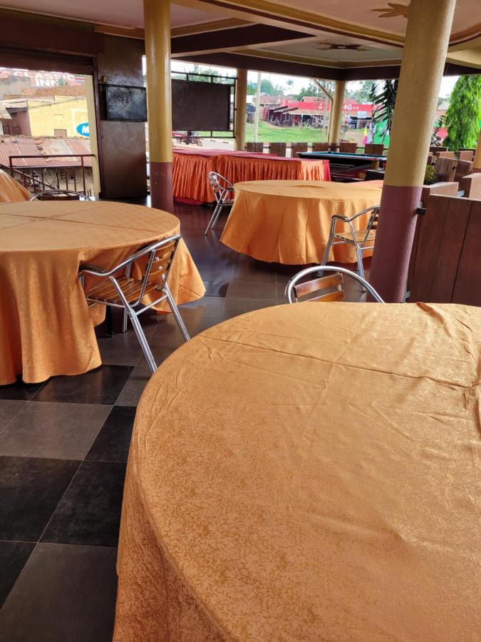 Glory Summit Hotel Hoima Esterno foto