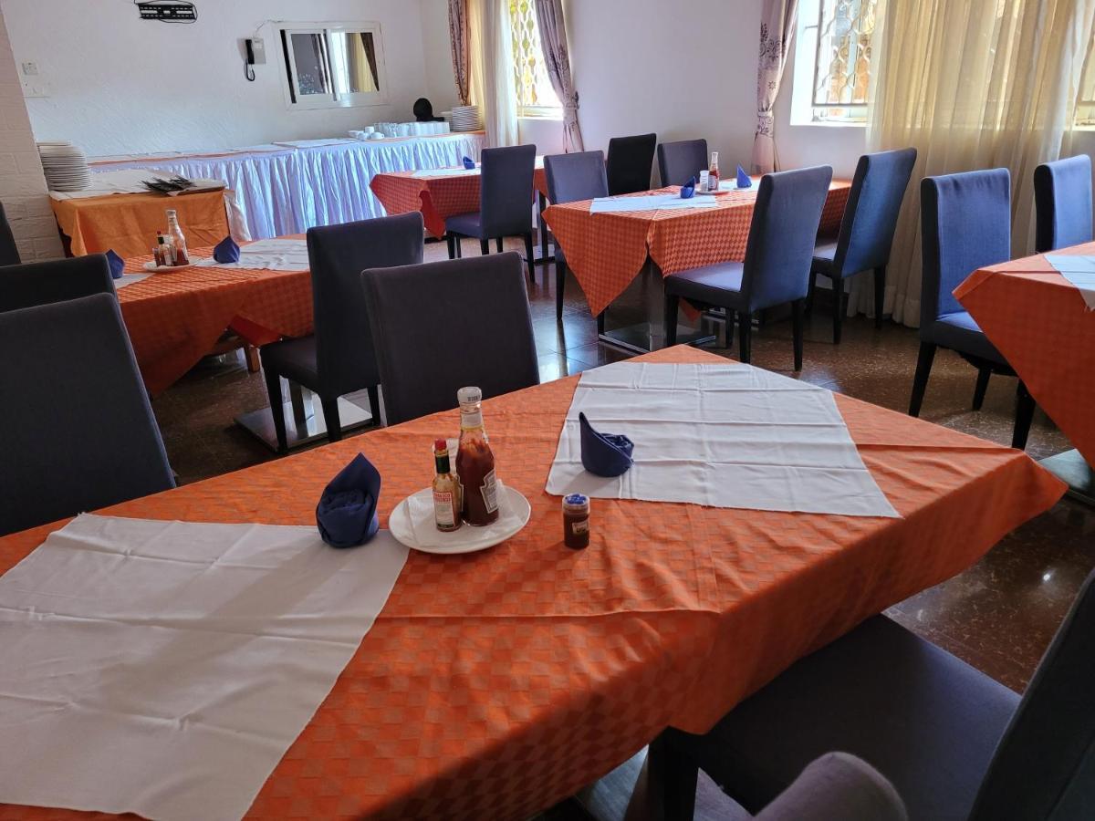 Glory Summit Hotel Hoima Esterno foto