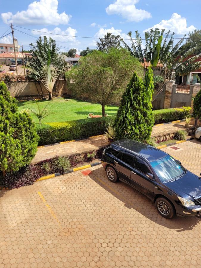 Glory Summit Hotel Hoima Esterno foto