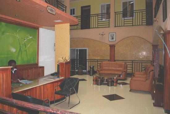 Glory Summit Hotel Hoima Esterno foto
