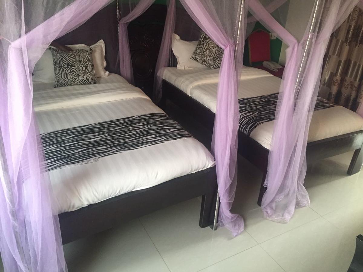 Glory Summit Hotel Hoima Esterno foto