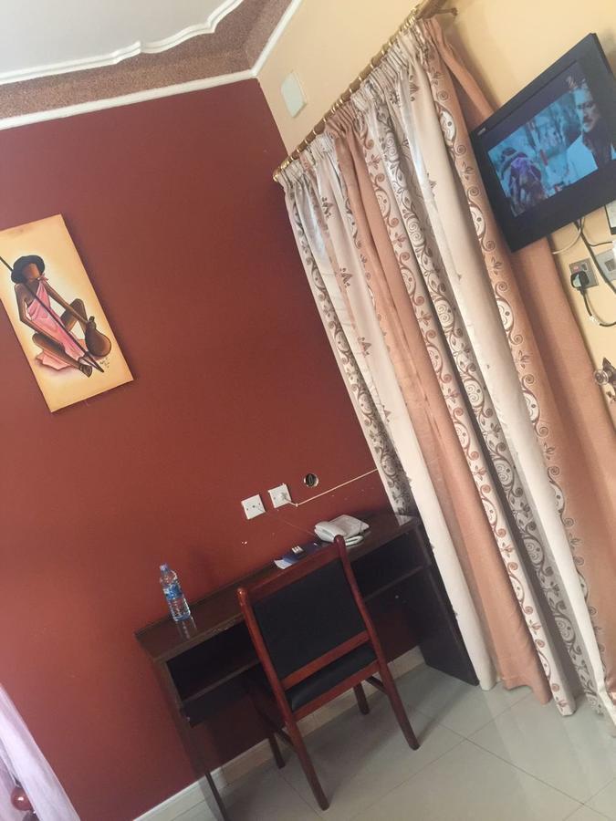 Glory Summit Hotel Hoima Esterno foto