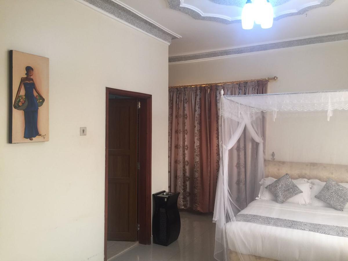Glory Summit Hotel Hoima Esterno foto